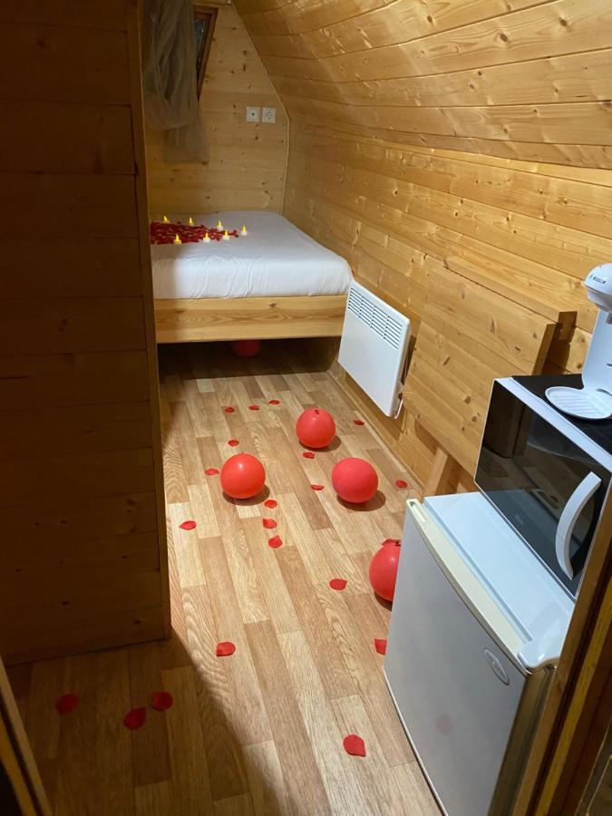 Cabane Enchantee Carpentras Exterior foto